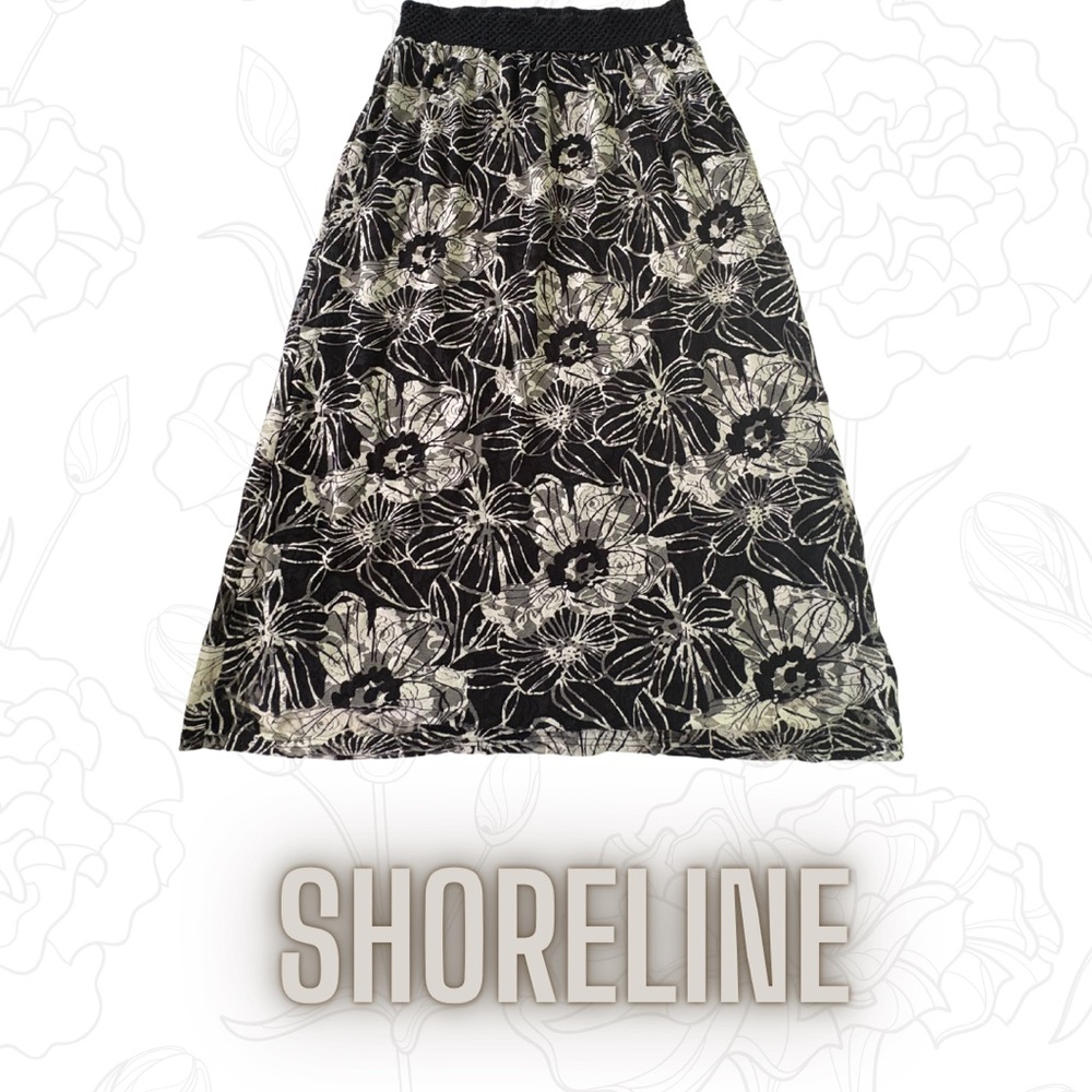 Shoreline Black Floral Women's Skirt